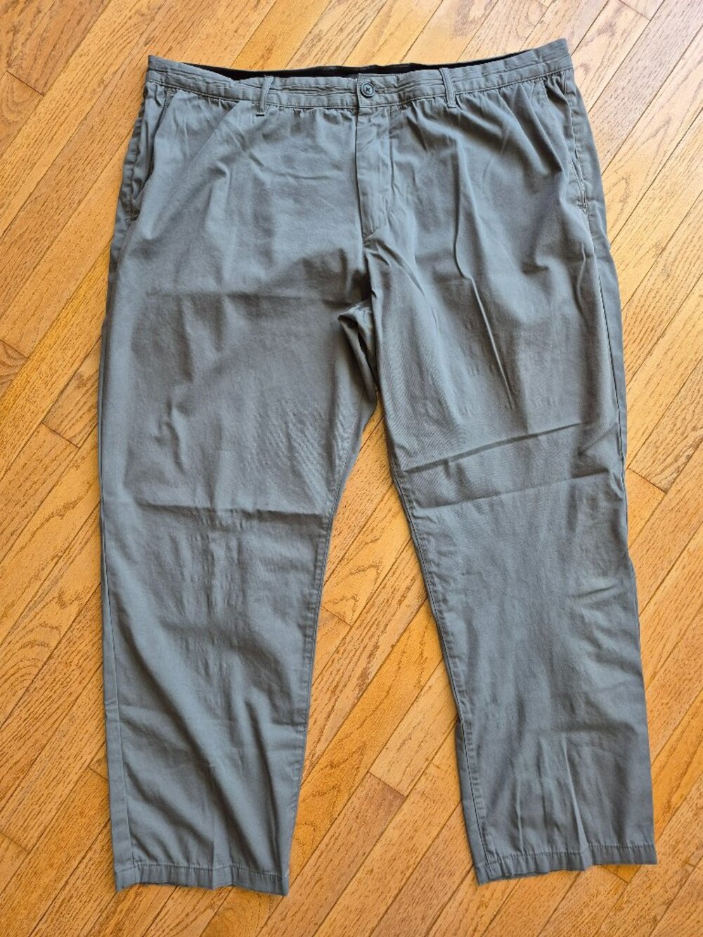 Theory  Zaine Chino Pants Gray 40